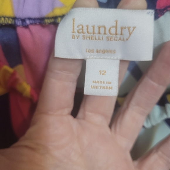 Laundry By Shelli Segal Jumpsuit Romper Floral Abstract with Ruffle Trim Size 12 - Picture 3 of 5